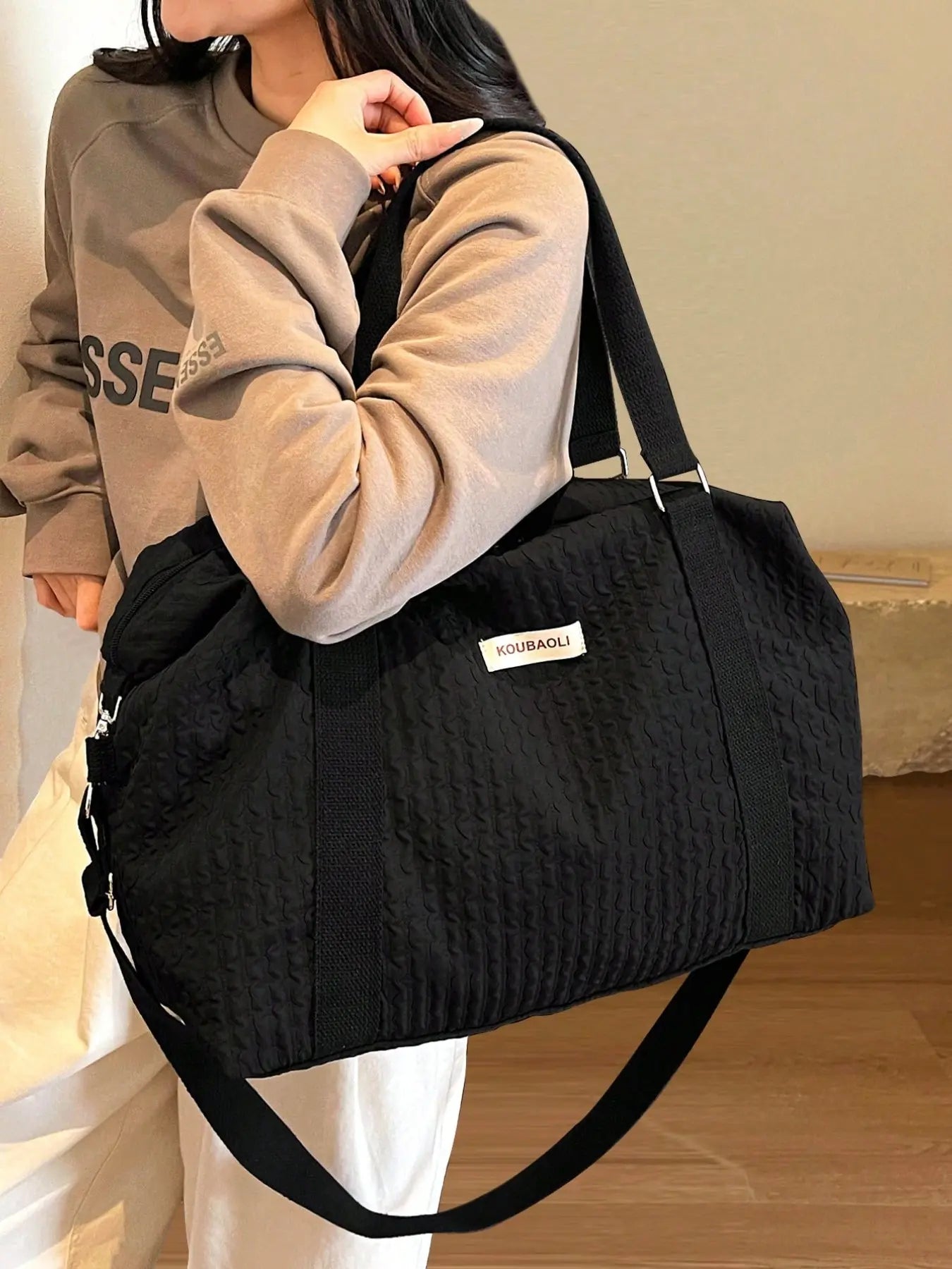 Large Capacity Foldable Lightweight Durable Travel Bag, Fashionable Duffel Bag, Travel Duffle Bag, Fashion Handbag for Women, Ideal for Gym Sports and Holiday Trips, Travel Duffels, Travel Duffel Bags